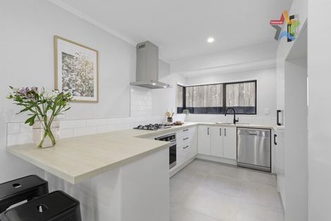 Photo of property in 24 Kennedy Grove, Stokes Valley, Lower Hutt, 5019