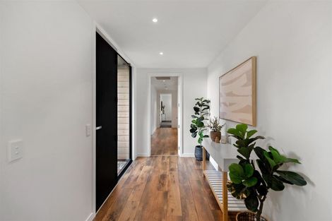 Photo of property in 20 Jacks Point Rise, Jacks Point, Queenstown, 9371