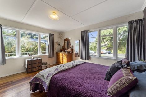 Photo of property in 61 Tiromoana Road, Raumati South, Paraparaumu, 5032