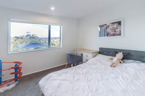 Photo of property in 28 Harris Drive, Silverdale, 0932