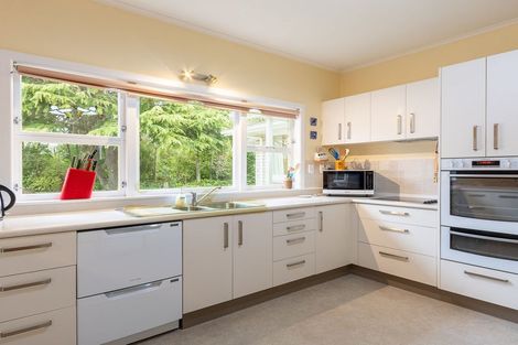 Photo of property in 249 Te Moana Road, Waikanae, 5036