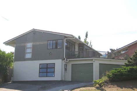 Photo of property in 2/7 Korotaha Terrace, Rothesay Bay, Auckland, 0630