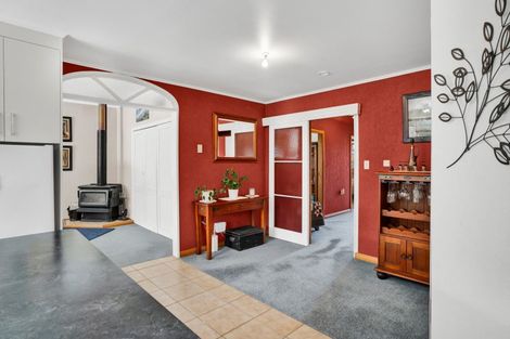 Photo of property in 53 Domett Street, Opunake, 4616