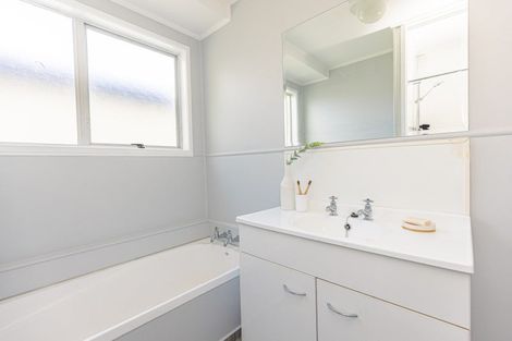 Photo of property in 46 Smith Street, Waverley, 4510