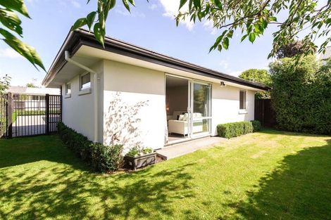 Photo of property in 211a Springfield Road, St Albans, Christchurch, 8014
