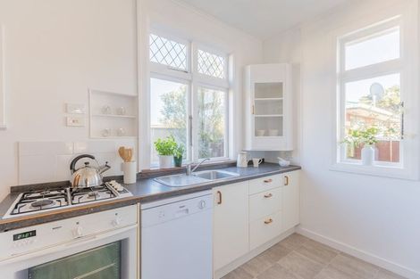 Photo of property in 10a Puriri Street, Miramar, Wellington, 6022