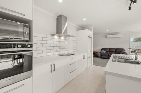 Photo of property in 12 Kotare Drive, Coastlands, Whakatane, 3120