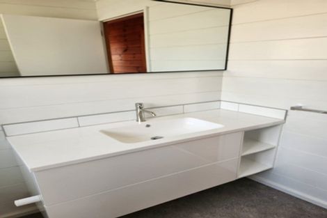 Photo of property in 10b Cedar Terrace, Stanmore Bay, Whangaparaoa, 0932