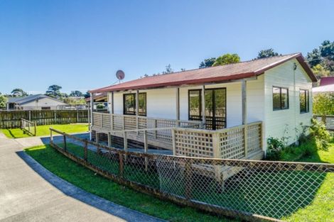 Photo of property in 49 Leinster Avenue, Raumati South, Paraparaumu, 5032