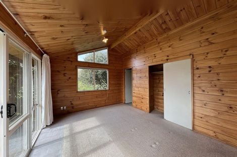 Photo of property in 82 Huia Street, Waikanae, 5036