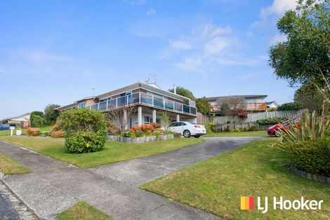 Photo of property in 2 Haratua Place, Springfield, Rotorua, 3015