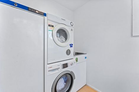 Photo of property in 6 Wendy Hood Way, Snells Beach, 0920