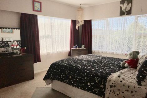 Photo of property in 24 Browne Street, Waitara, 4320