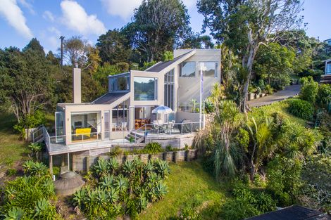 Photo of property in 70 Clinton Road, Tawharanui Peninsula, Warkworth, 0986