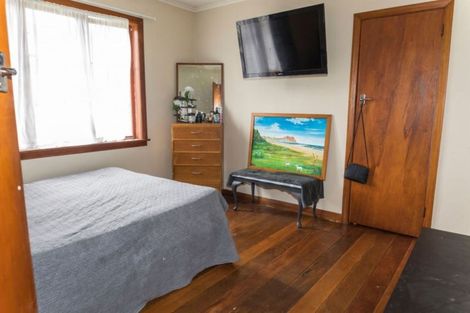 Photo of property in 45 Cadman Road, Dannevirke, 4930