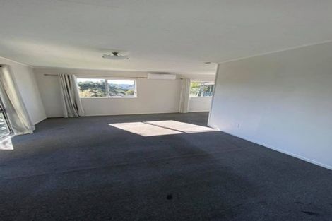 Photo of property in 1/73 Spinella Drive, Bayview, Auckland, 0629