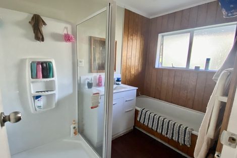 Photo of property in 20 Simon Ellice Drive, Bayview, Auckland, 0629