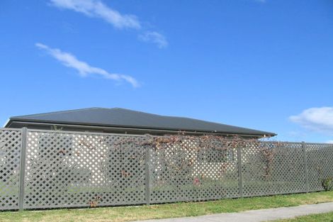 Photo of property in 2 Hyde Place, Taradale, Napier, 4112