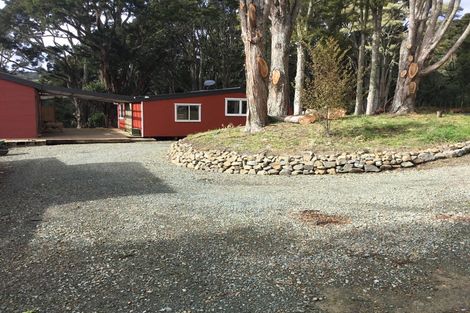 Photo of property in 581 Valley Road, Kaiwaka, 0573