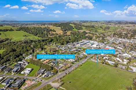 Photo of property in 114 Matakana Valley Road, Matakana, Warkworth, 0985