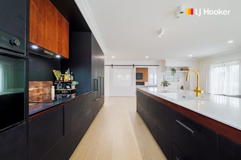 Photo of property in 34 Sunninghurst Drive, Fairfield, Dunedin, 9018