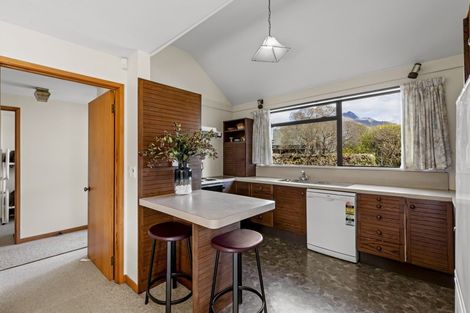Photo of property in 8 Oregon Drive, Kelvin Heights, Queenstown, 9300