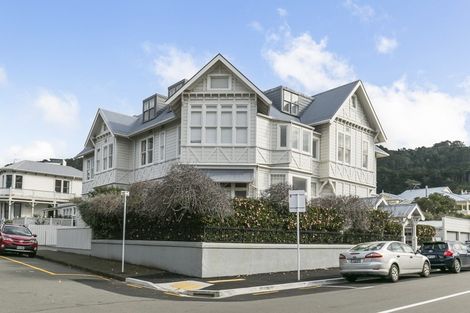 Photo of property in The Villas, 7/33 Hobson Street, Thorndon, Wellington, 6011