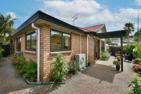 Photo of property in 16 Red Hibiscus Road, Stanmore Bay, Whangaparaoa, 0932