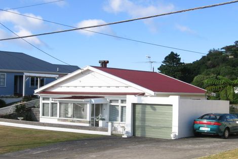 Photo of property in 103 Farnham Street, Mornington, Wellington, 6021