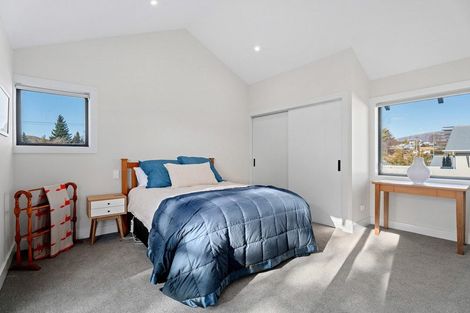 Photo of property in 168a Beacon Point Road, Wanaka, 9305