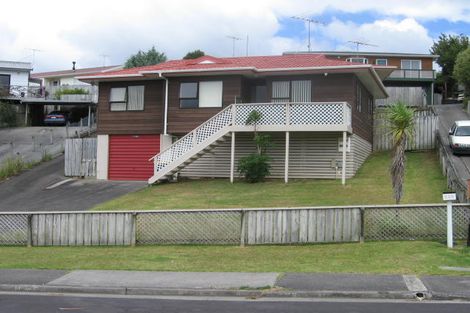 Photo of property in 1/15 Romulus Place, Totara Vale, Auckland, 0629