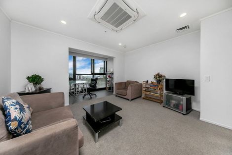 Photo of property in Luna Apartments, 4m/16 Burton Street, Grafton, Auckland, 1010