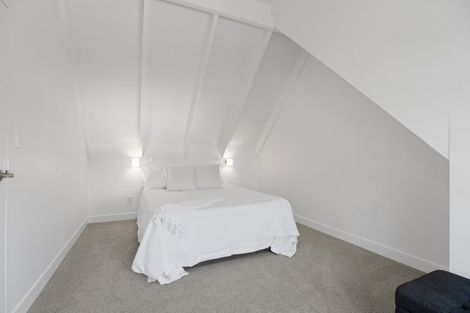 Photo of property in 338 Papamoa Beach Road, Papamoa Beach, Papamoa, 3118