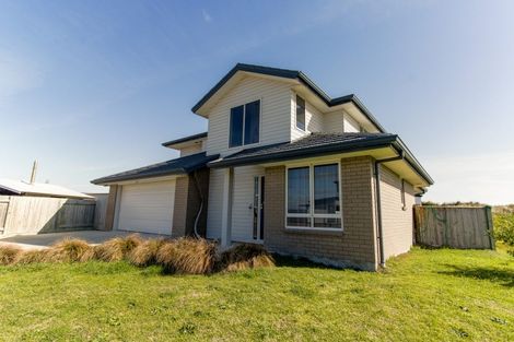 Photo of property in 6 Marine Parade South, Foxton Beach, Foxton, 4815