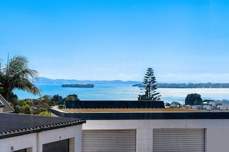 Photo of property in 16a Selwyn Road, Cockle Bay, Auckland, 2014