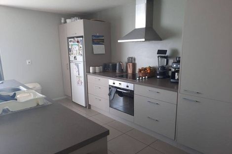 Photo of property in 27 Mokihi Gardens, Hillmorton, Christchurch, 8024