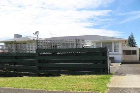 Photo of property in 5 Mountain Road, Mangere Bridge, Auckland, 2022