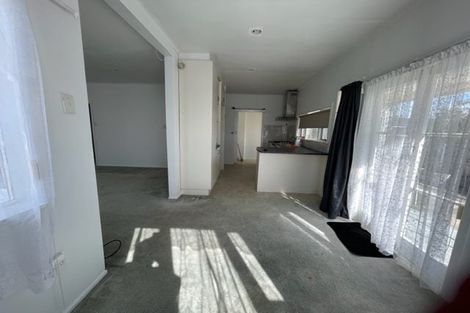 Photo of property in 11 Fraser Road, Papatoetoe, Auckland, 2025