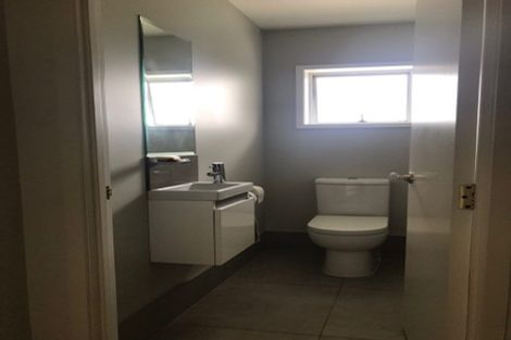 Photo of property in 79 Tawa Road, Kumeu, 0891