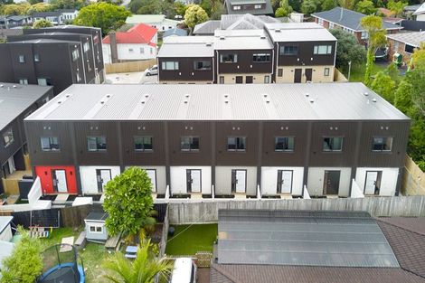 Photo of property in 7/52 Newington Road, Henderson, Auckland, 0612