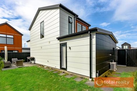 Photo of property in 17 Capil Court, Halswell, Christchurch, 8025