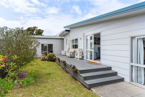 Photo of property in 104b Tamaki Road, Whangamata, 3620