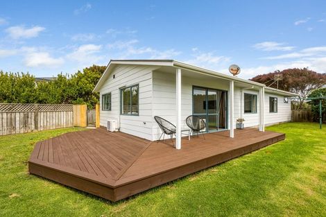 Photo of property in 10 Meade Place, Bell Block, New Plymouth, 4312