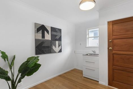 Photo of property in 54 Kandy Crescent, Ngaio, Wellington, 6035