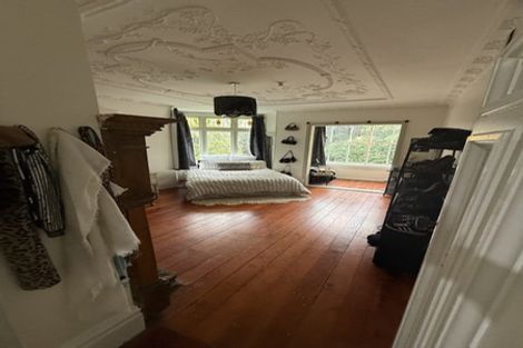 Photo of property in 21 Grass Street, Roseneath, Wellington, 6011