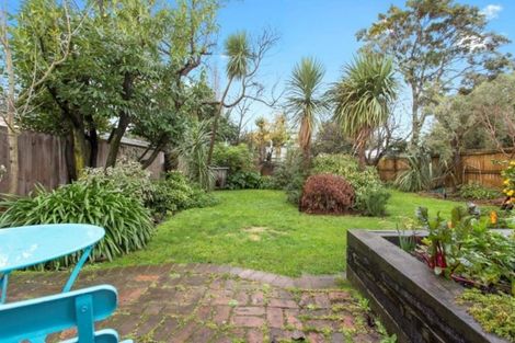 Photo of property in 24 Forbes Street, Sydenham, Christchurch, 8023