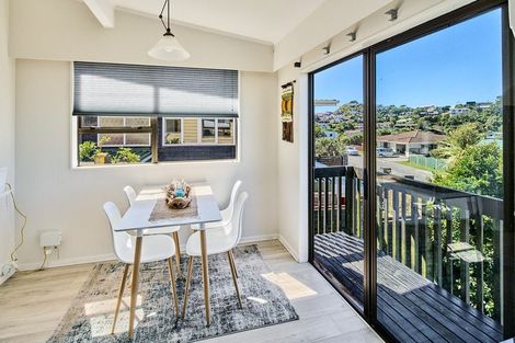 Photo of property in 27 Old Coach Road, Johnsonville, Wellington, 6037