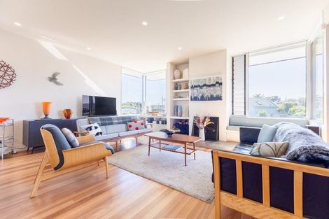 Photo of property in 4 Frances Street, Waikanae Beach, Waikanae, 5036