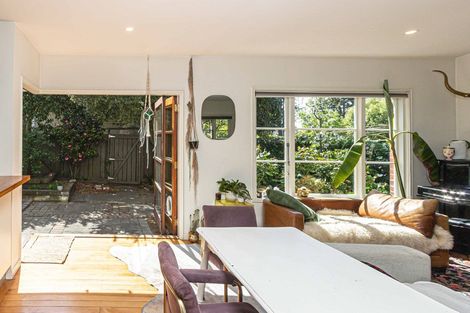 Photo of property in 75 Kahu Road, Fendalton, Christchurch, 8041