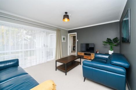 Photo of property in 2 Chester Crescent, West End, Palmerston North, 4410